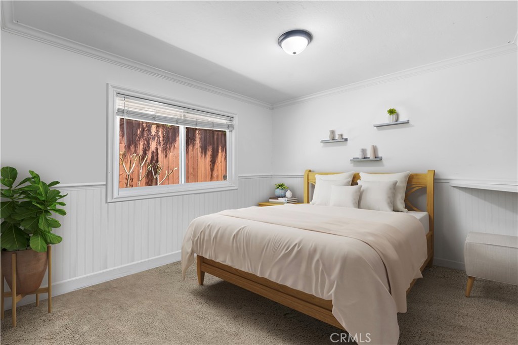 2805 Via Montecito