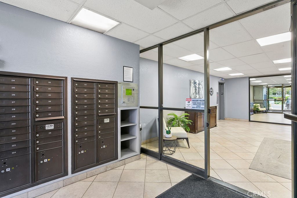 12400 Montecito Road 222