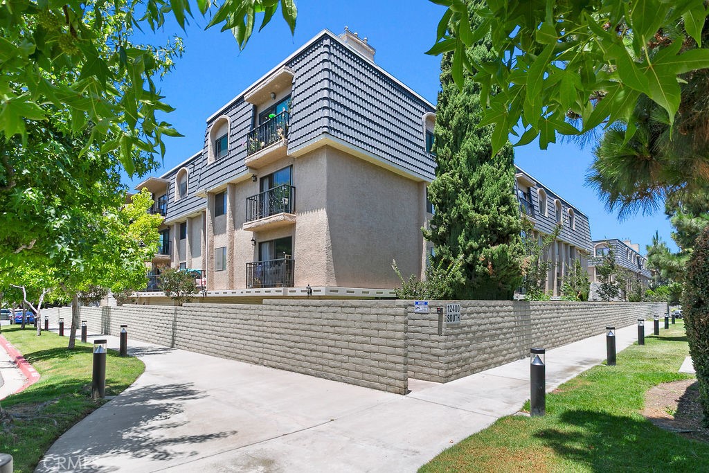 12400 Montecito Road 222