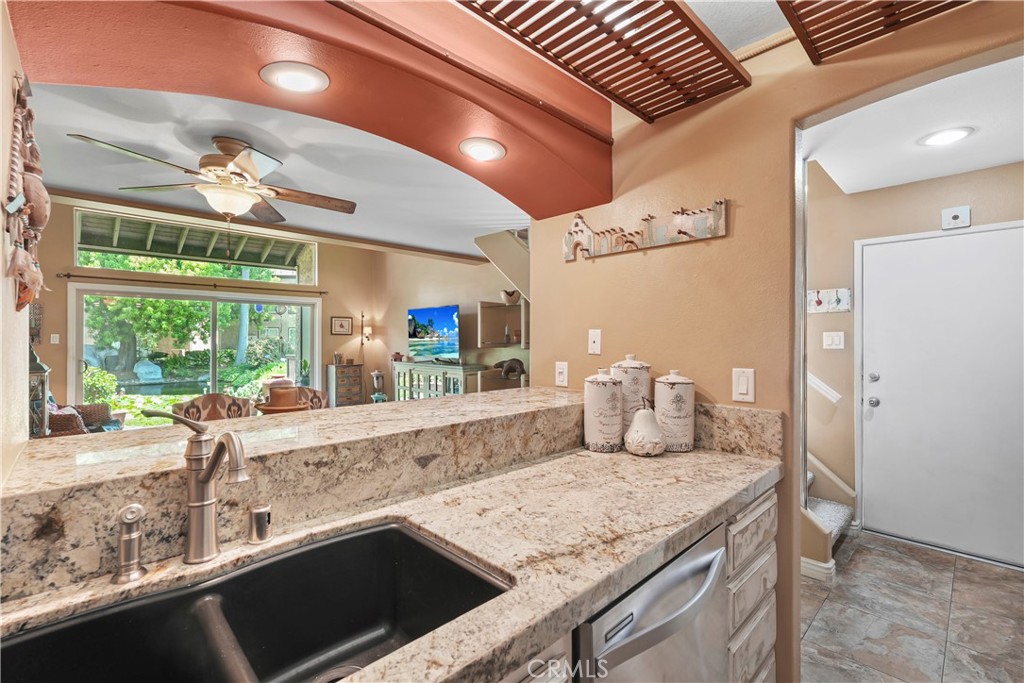 7890 E Spring Street 21i