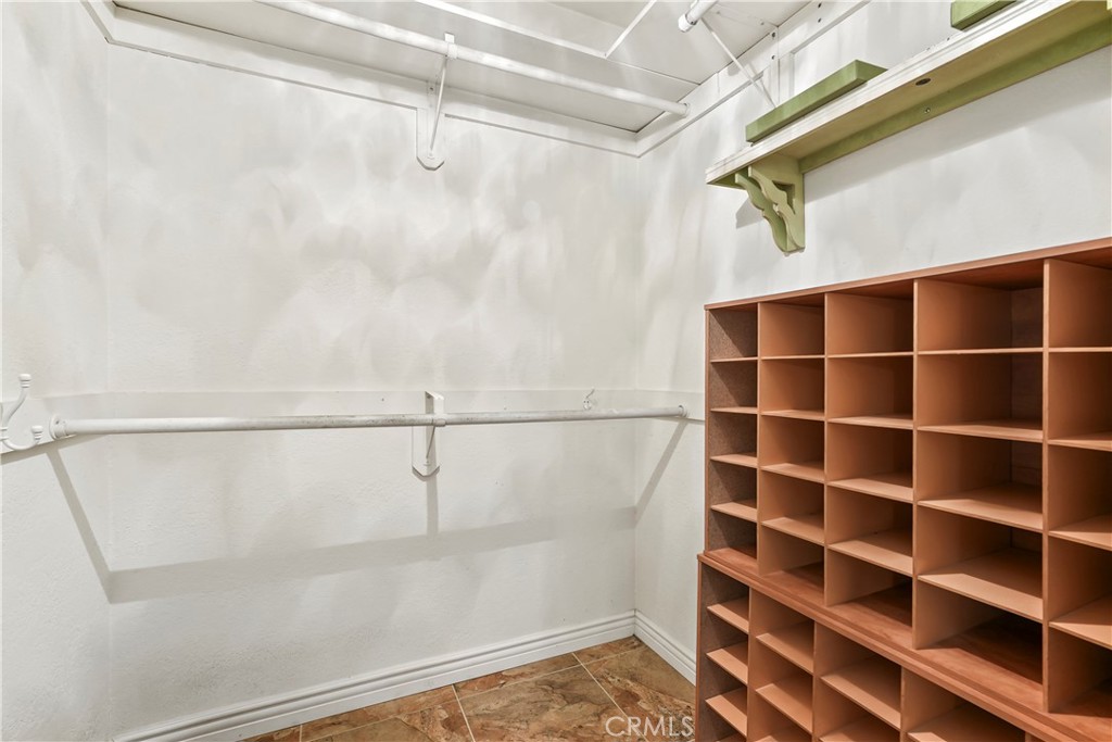 7890 E Spring Street 21i