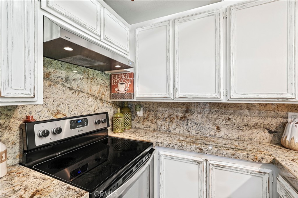 7890 E Spring Street 21i