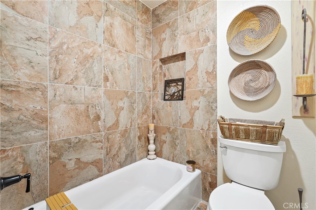 7890 E Spring Street 21i