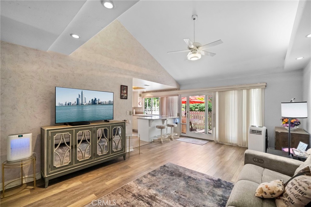 6220 E Palo Alto Drive