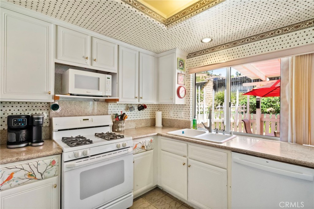 6220 E Palo Alto Drive