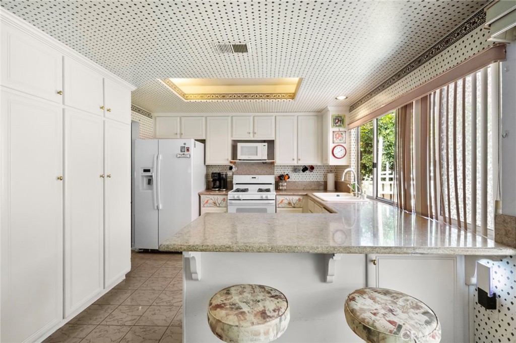 6220 E Palo Alto Drive