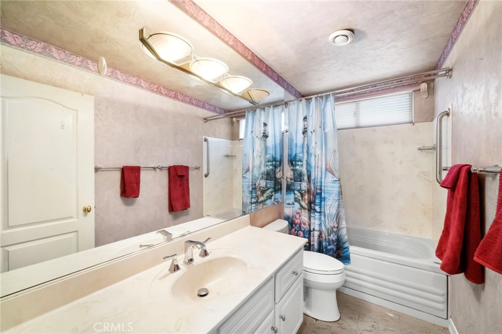 6220 E Palo Alto Drive