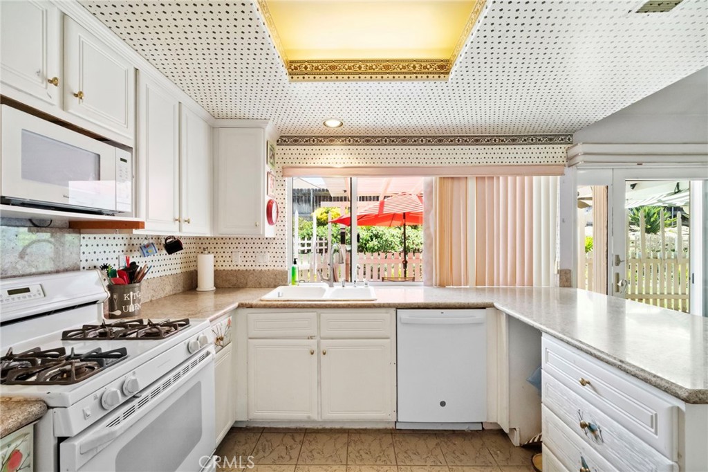 6220 E Palo Alto Drive