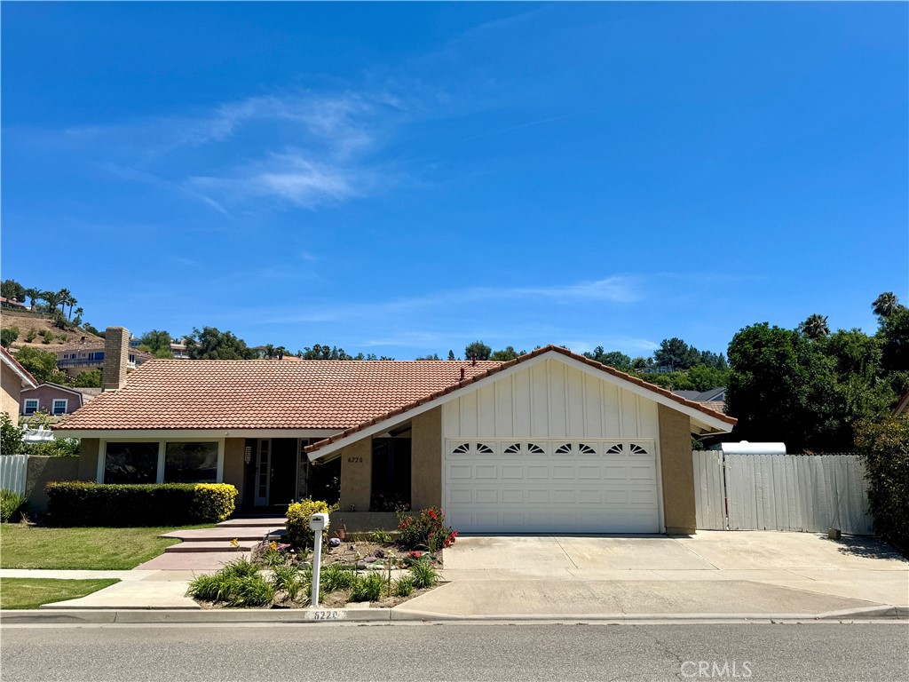 6220 E Palo Alto Drive