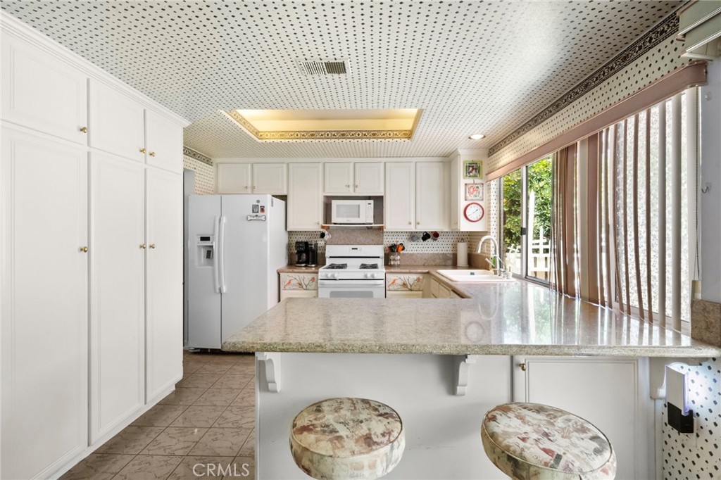 6220 E Palo Alto Drive