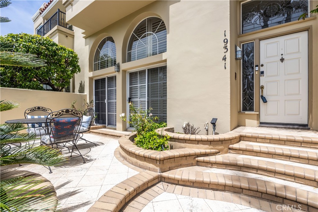 19341 Sawgrass Lane