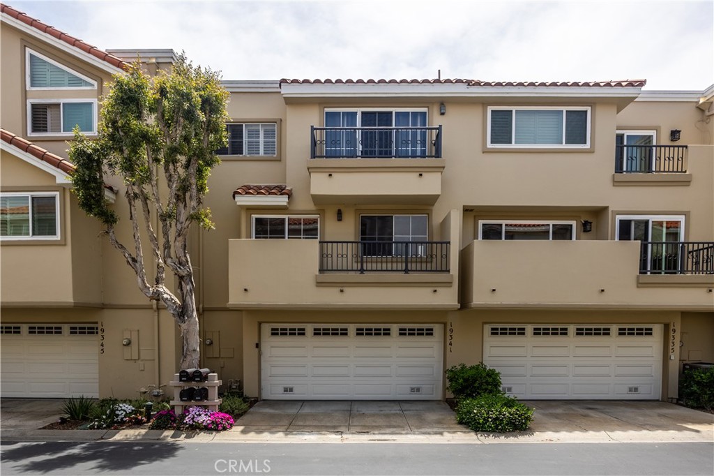 19341 Sawgrass Lane