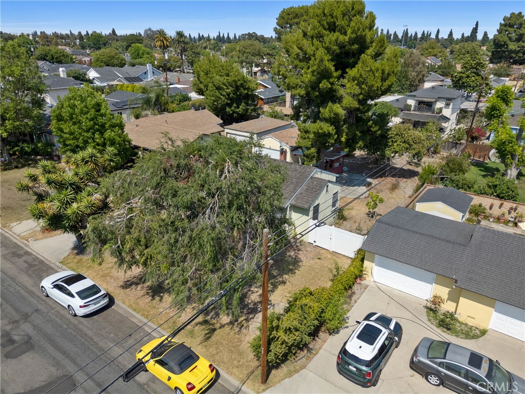 4716 Graywood Avenue