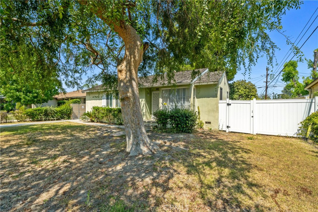 4716 Graywood Avenue