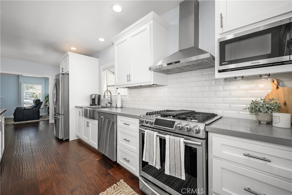 229 Covina
