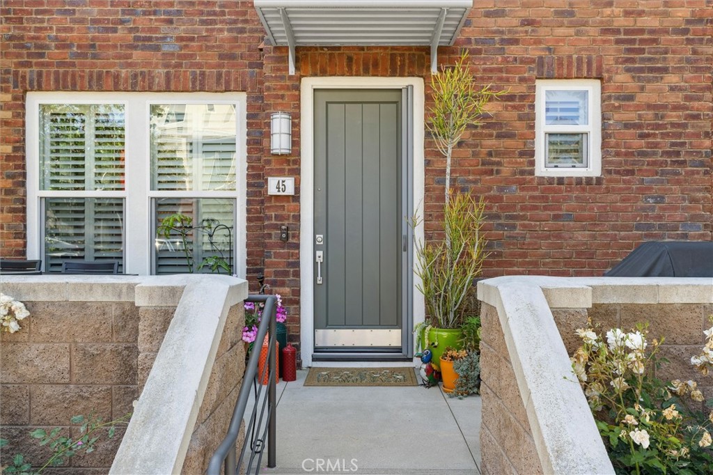 45 Brownstone Way