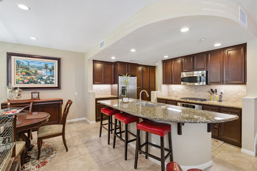 45 Brownstone Way
