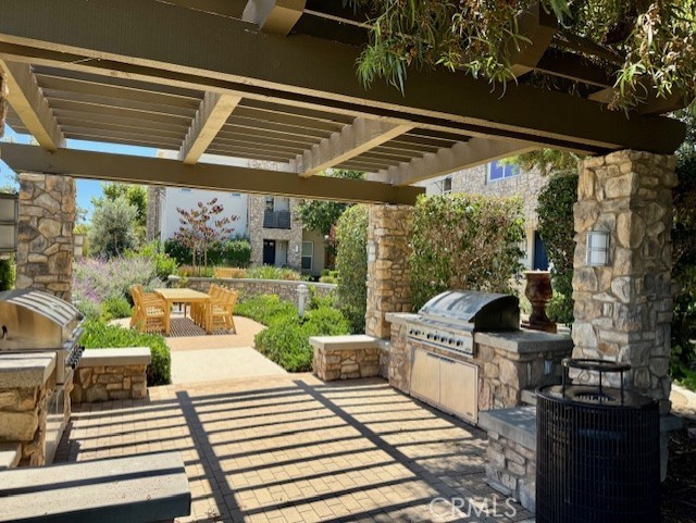 45 Brownstone Way