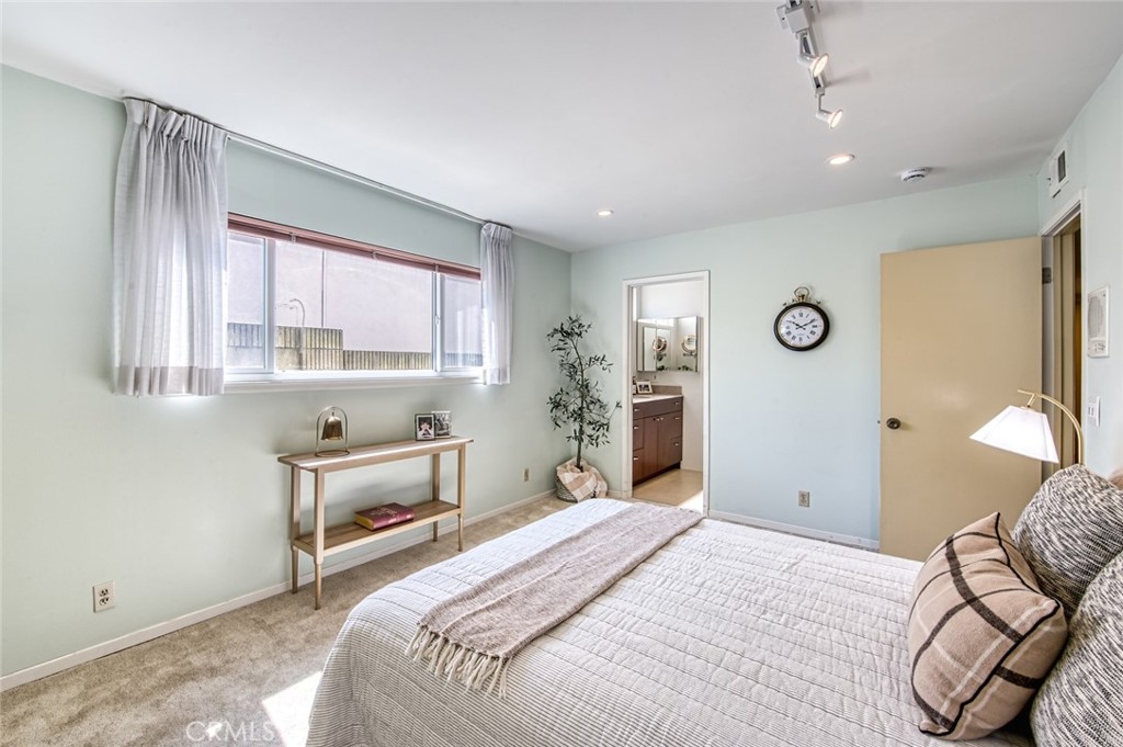 9631 Indian Wells Circle