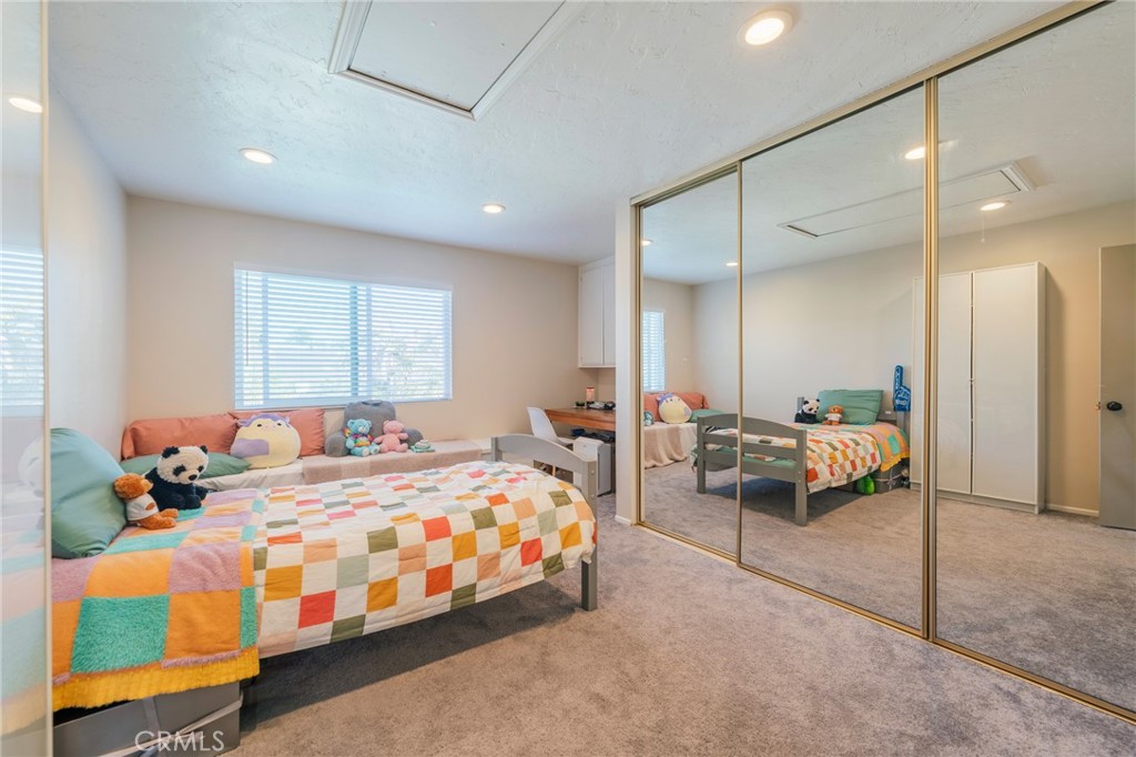 3962 Mistral Drive