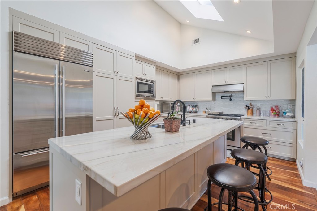 3962 Mistral Drive