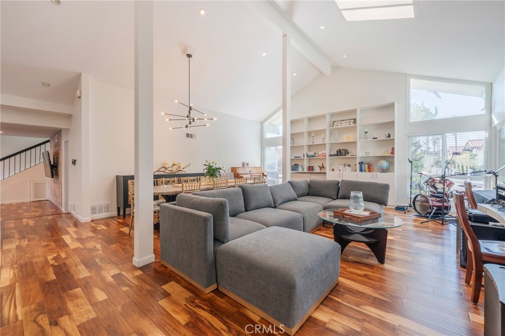 3962 Mistral Drive