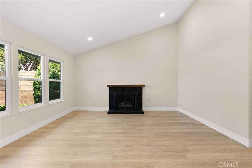 8013 Orangewood Drive