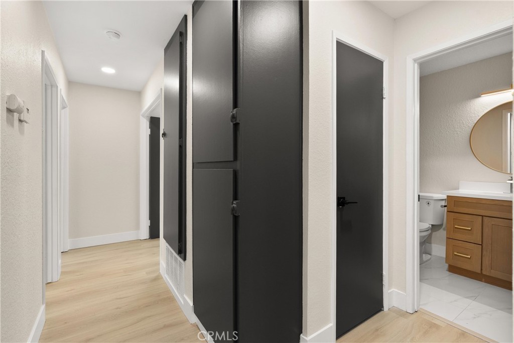 8013 Orangewood Drive