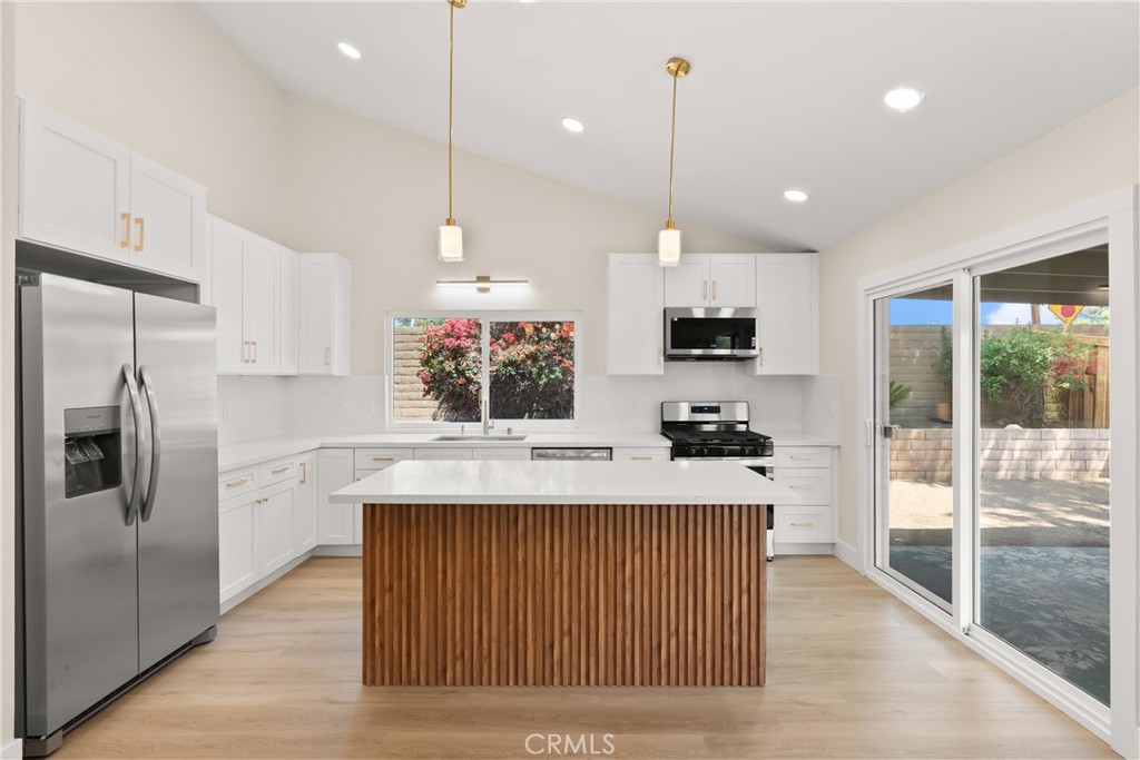 8013 Orangewood Drive