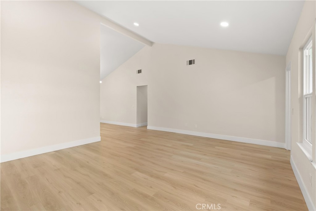 8013 Orangewood Drive