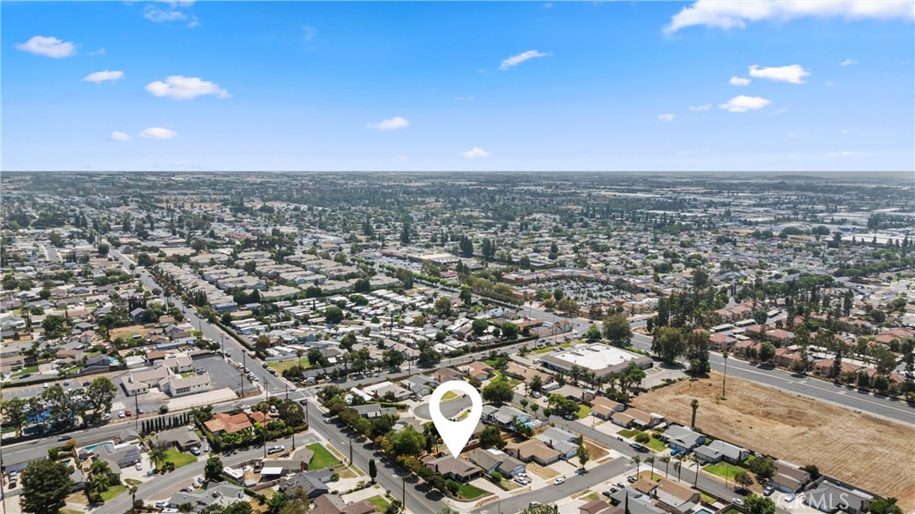 8013 Orangewood Drive