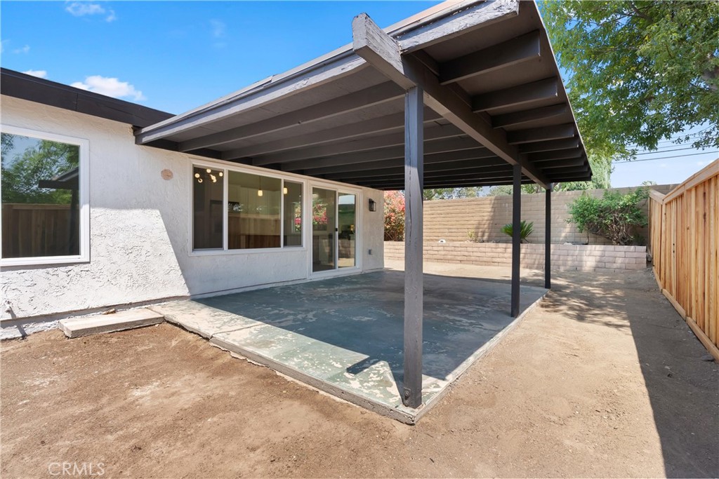 8013 Orangewood Drive