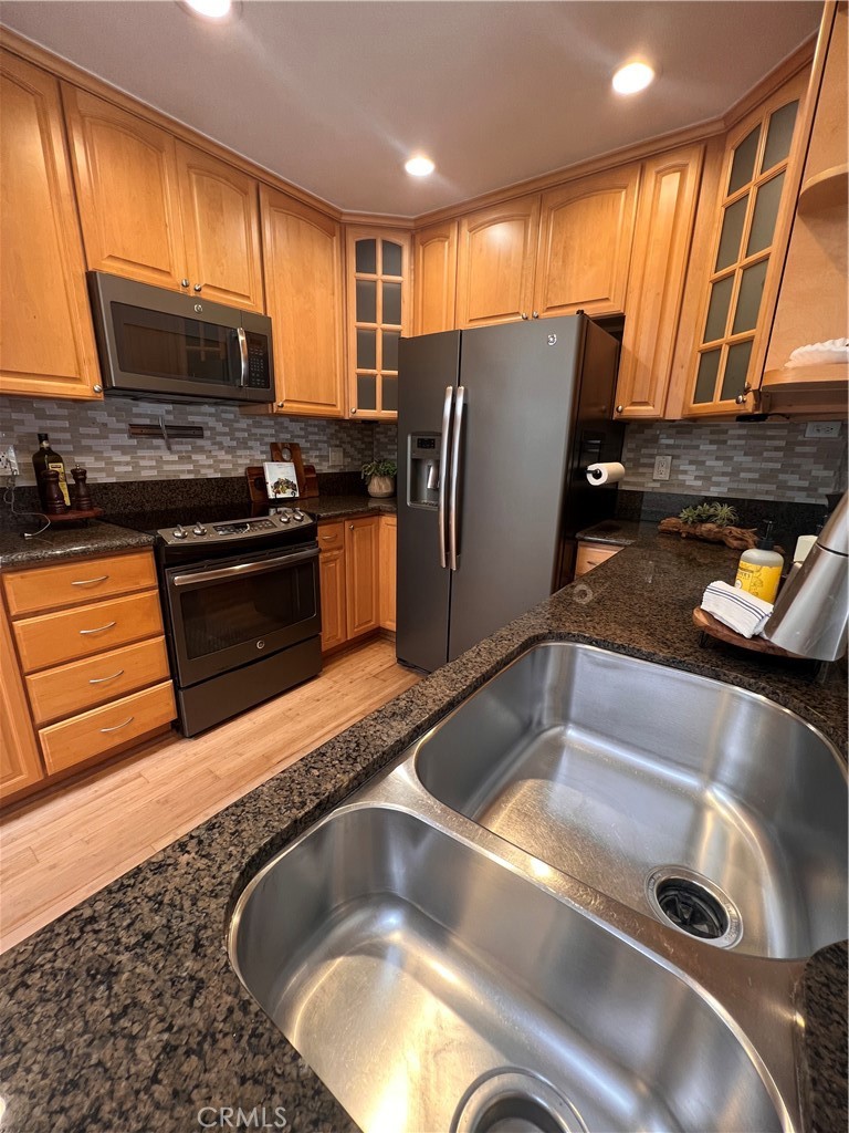 21372 Brookhurst Street 327