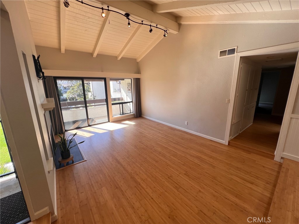 21372 Brookhurst Street 327