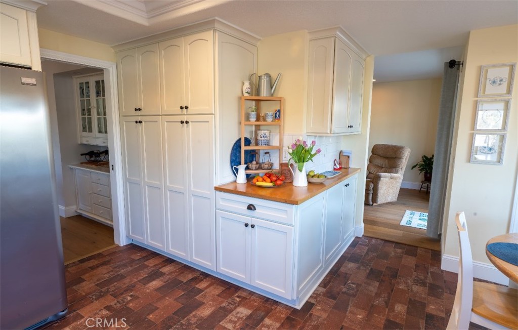 24275 Cherry Hills PL