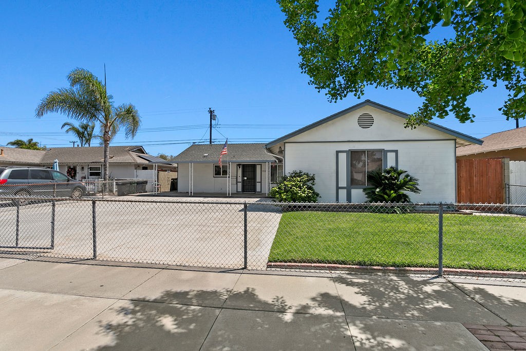 5932 Chinook Drive