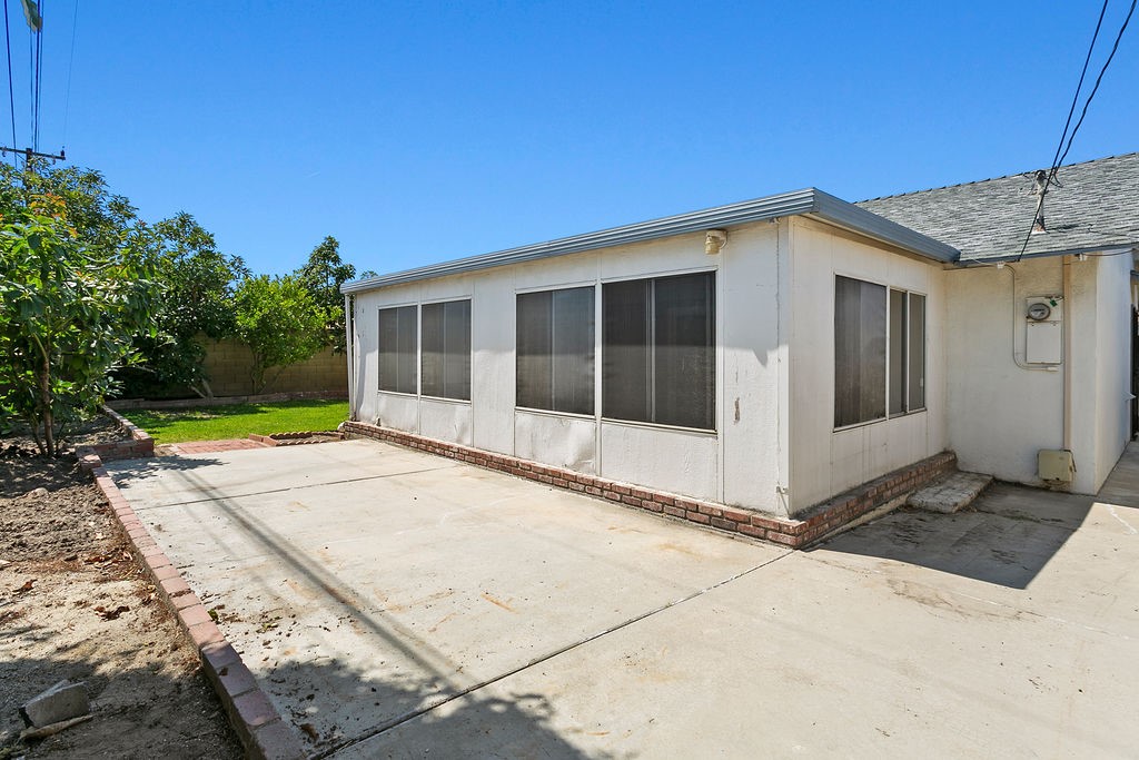5932 Chinook Drive