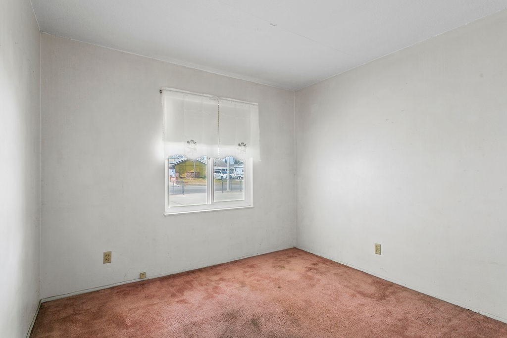 5932 Chinook Drive
