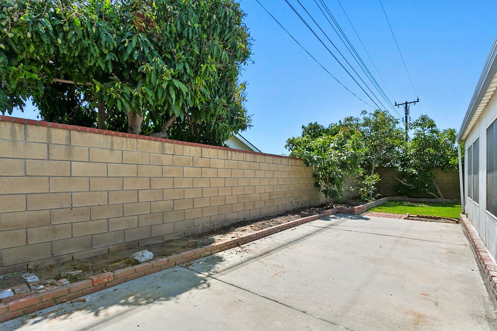 5932 Chinook Drive