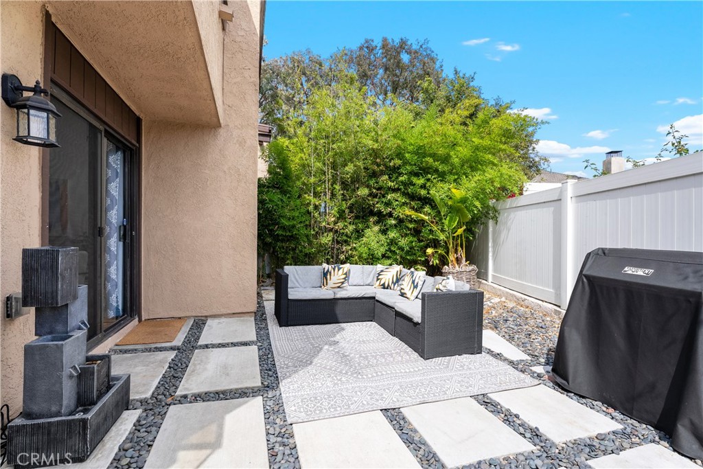 915 Lombard Court