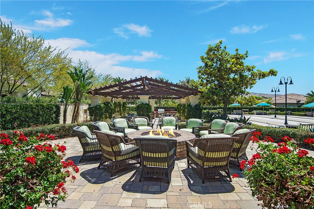 790 Sunrise Road