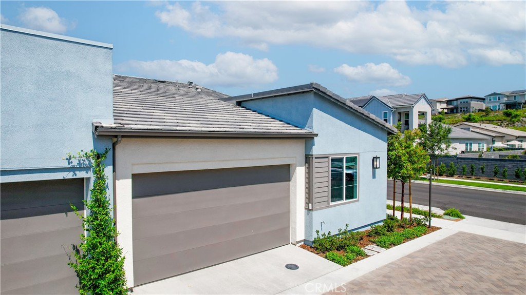 790 Sunrise Road