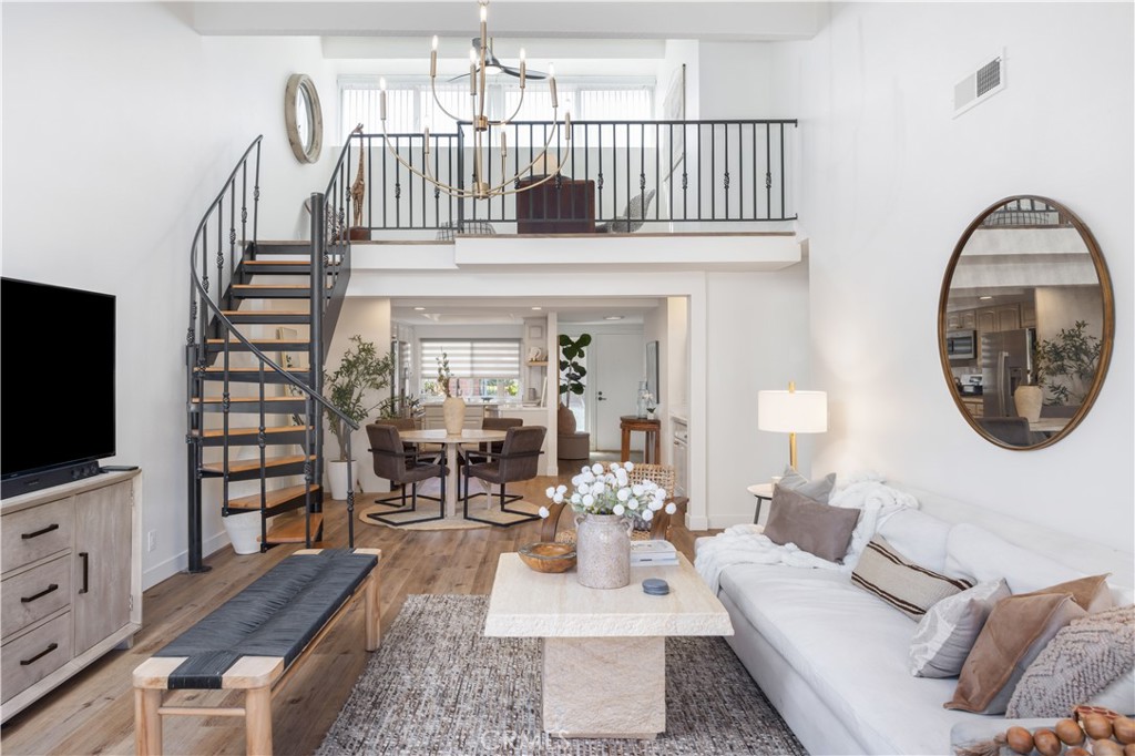 17292 Candleberry