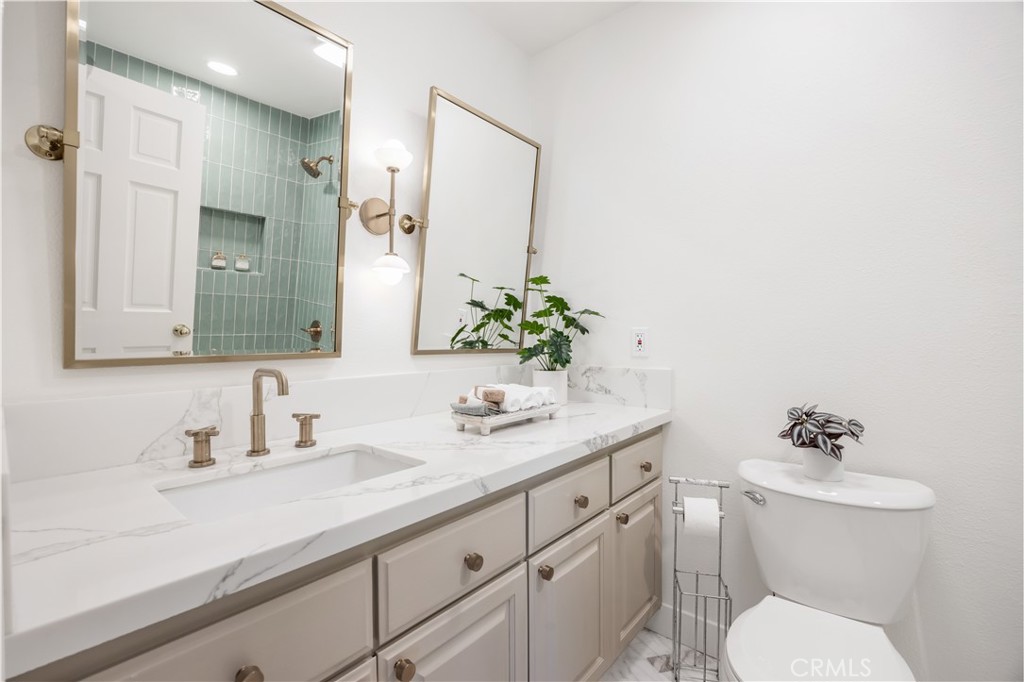17292 Candleberry