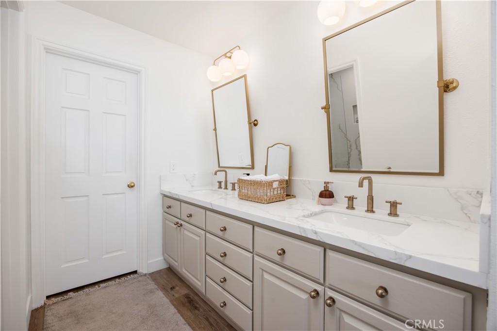 17292 Candleberry