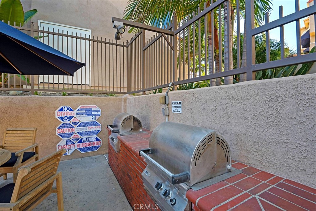 24386 Vista Point Lane
