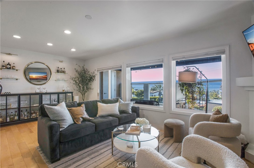 24386 Vista Point Lane