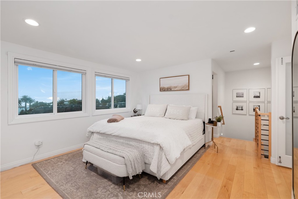 24386 Vista Point Lane