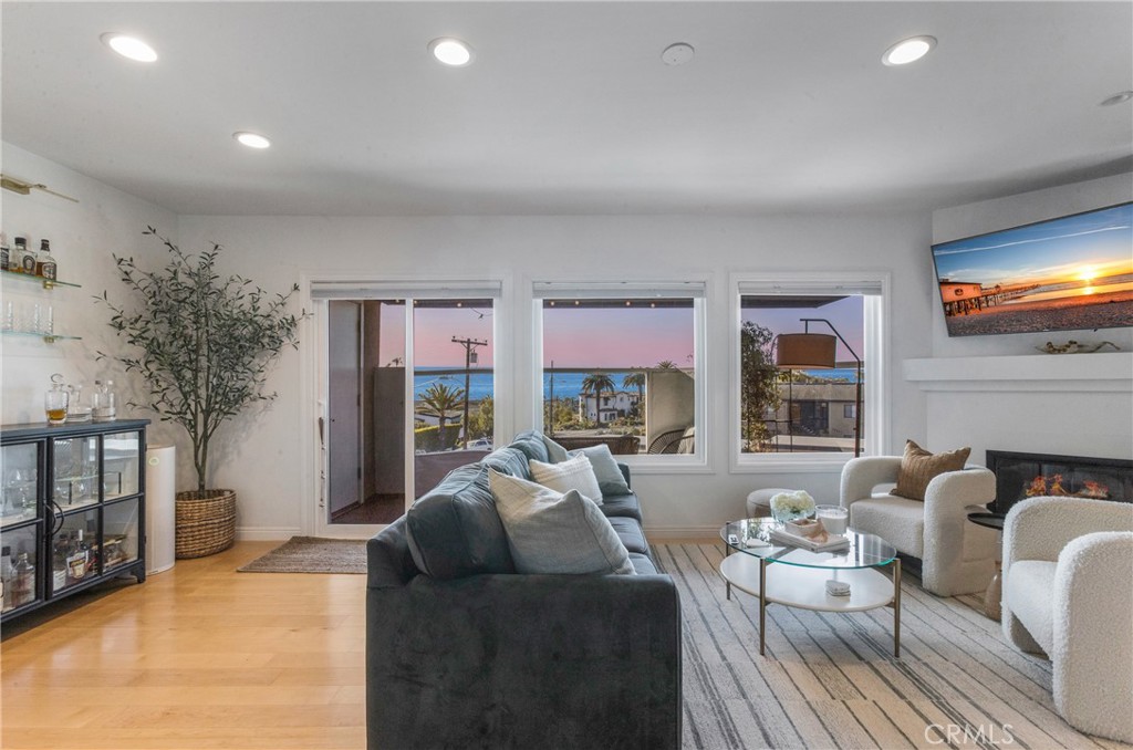 24386 Vista Point Lane