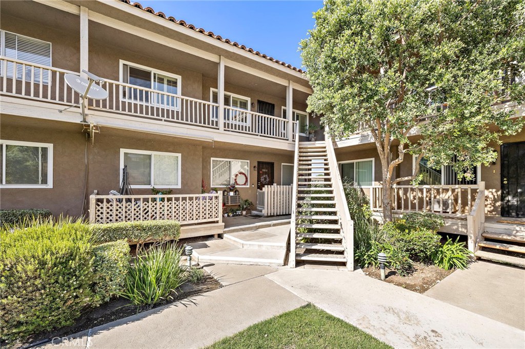 611 S La Veta Park Circle CI229